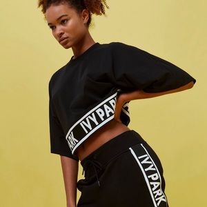 IVY PARK - Black Knitted Panel Tshirt